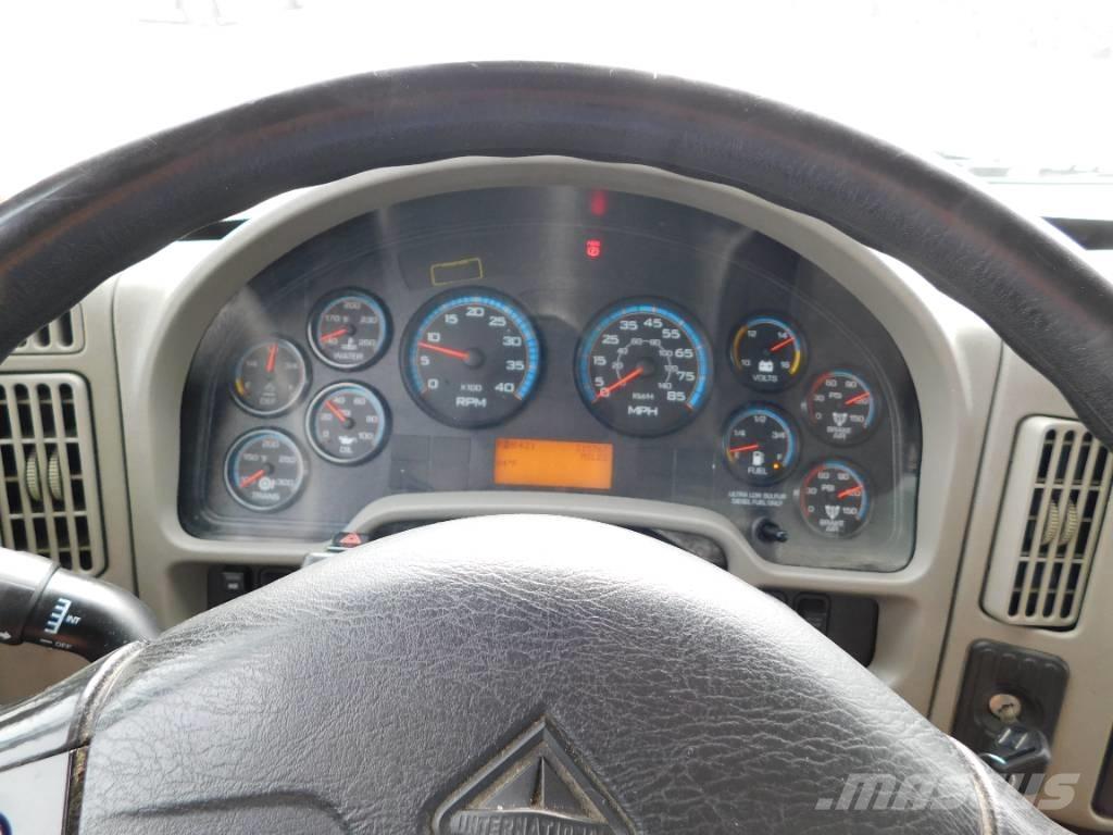 International 4300 Camion portacontainer