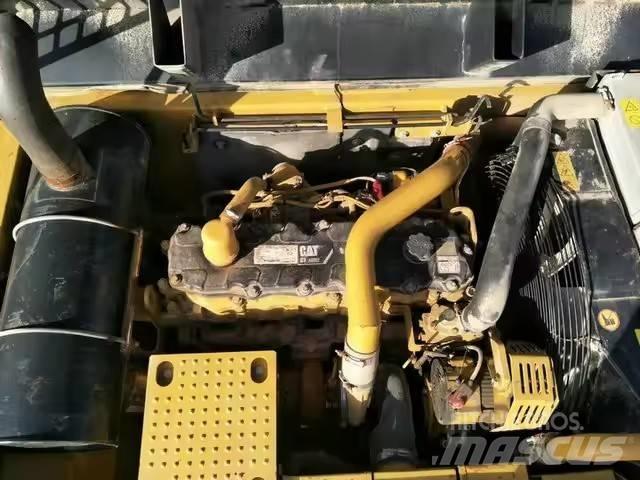 CAT 324 Escavatori cingolati