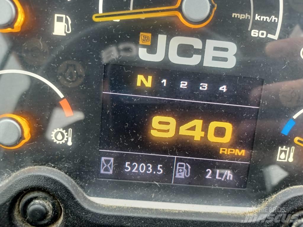 JCB 411 Pale gommate