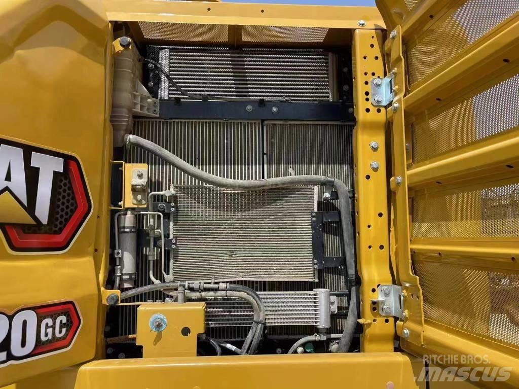 CAT 320GC Escavatori cingolati