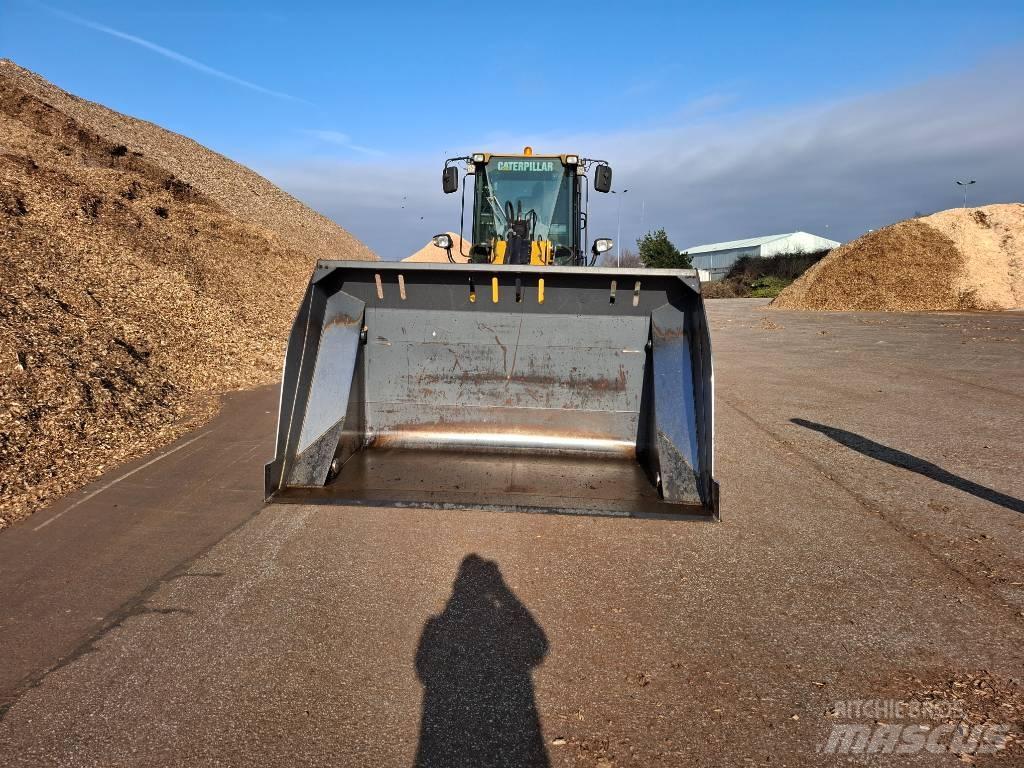 CAT 924 H Pale gommate