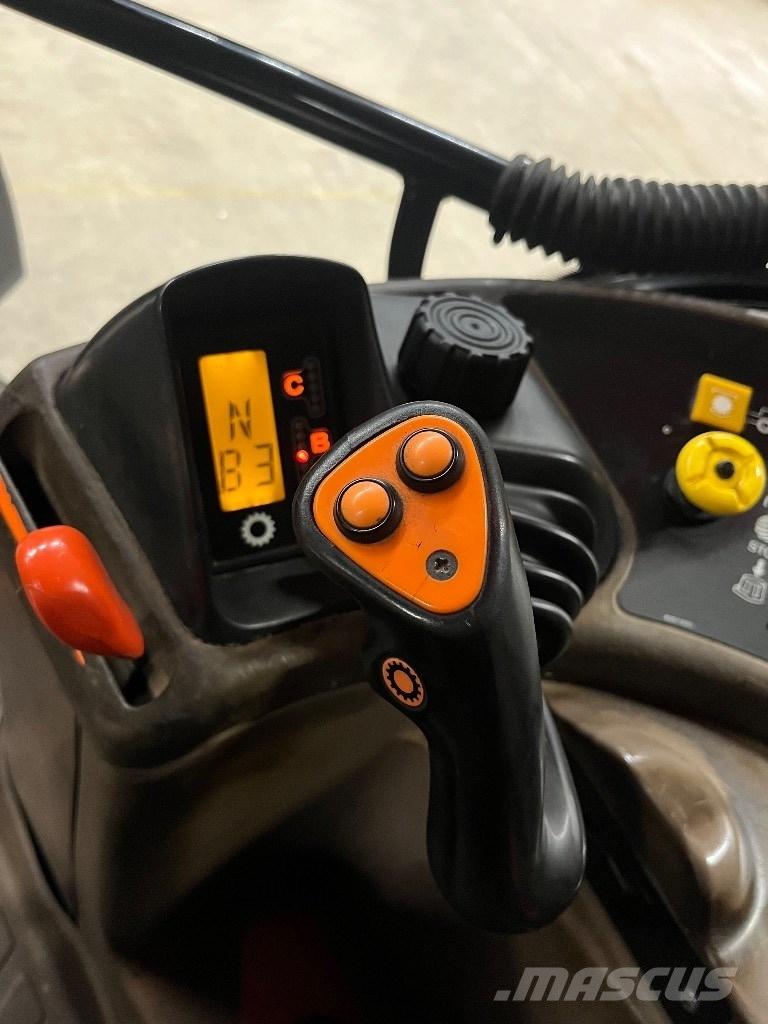 New Holland M 115 Trattori