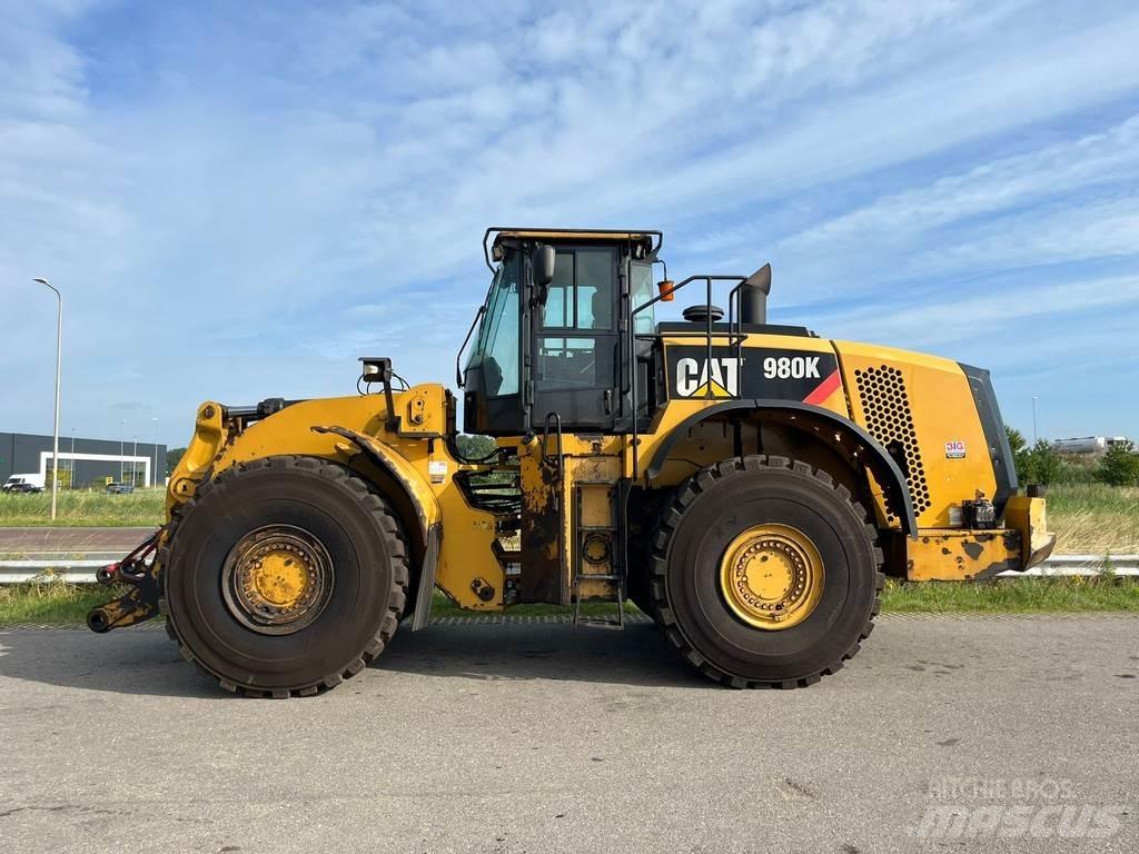 CAT 980K Pale gommate