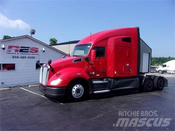 Kenworth T680 Motrici e Trattori Stradali
