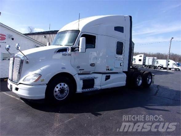 Kenworth T680 Motrici e Trattori Stradali