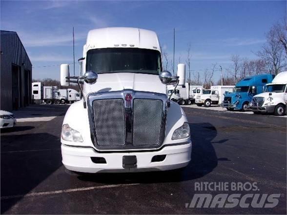 Kenworth T680 Motrici e Trattori Stradali