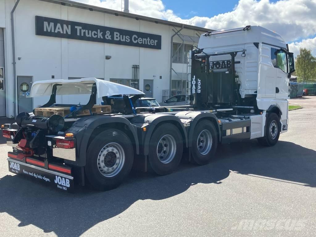 MAN TGX 35.520 Camion con gancio di sollevamento