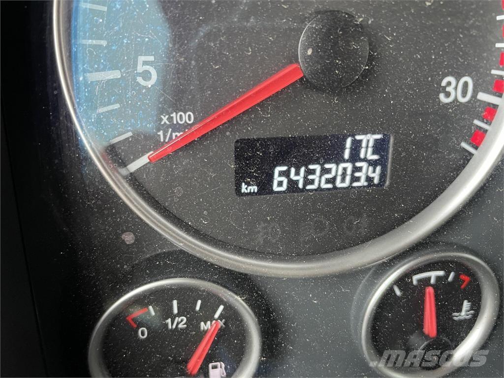 MAN TGX 35.580 Camion con gancio di sollevamento