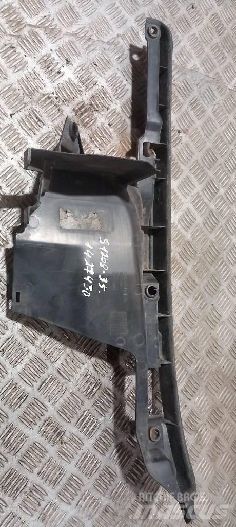 Scania 94 D.    1427430 Cabine e interni