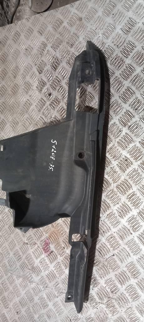 Scania 94 D.    1427430 Cabine e interni