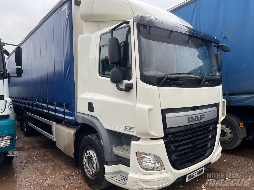 DAF CF 330 Motrici centinate