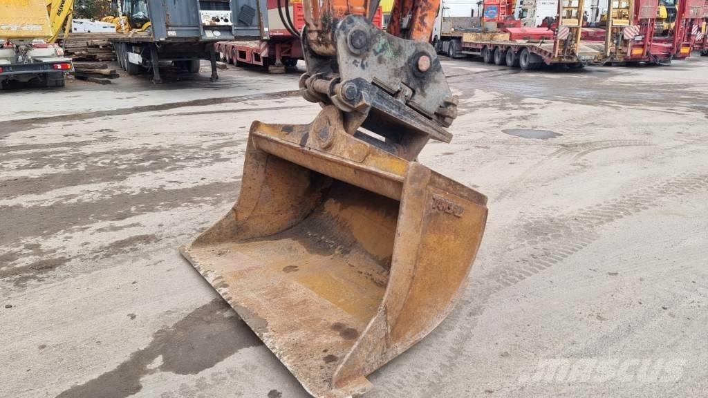 Hitachi ZX 210 LC-6 Escavatori cingolati