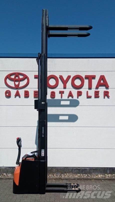 Toyota SWE160L Transpallet uomo a terra