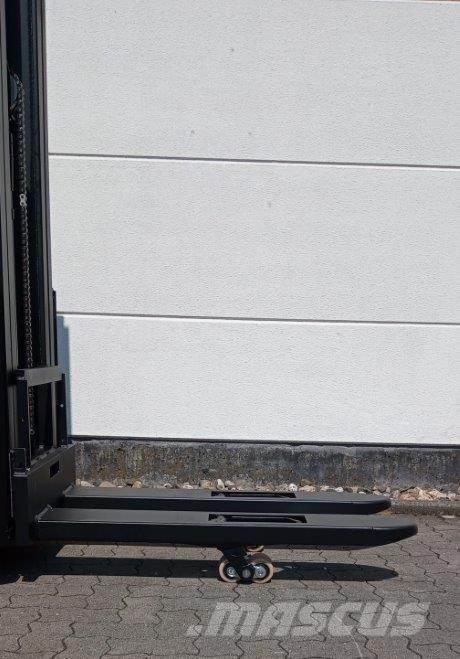 Toyota SWE160L Transpallet uomo a terra