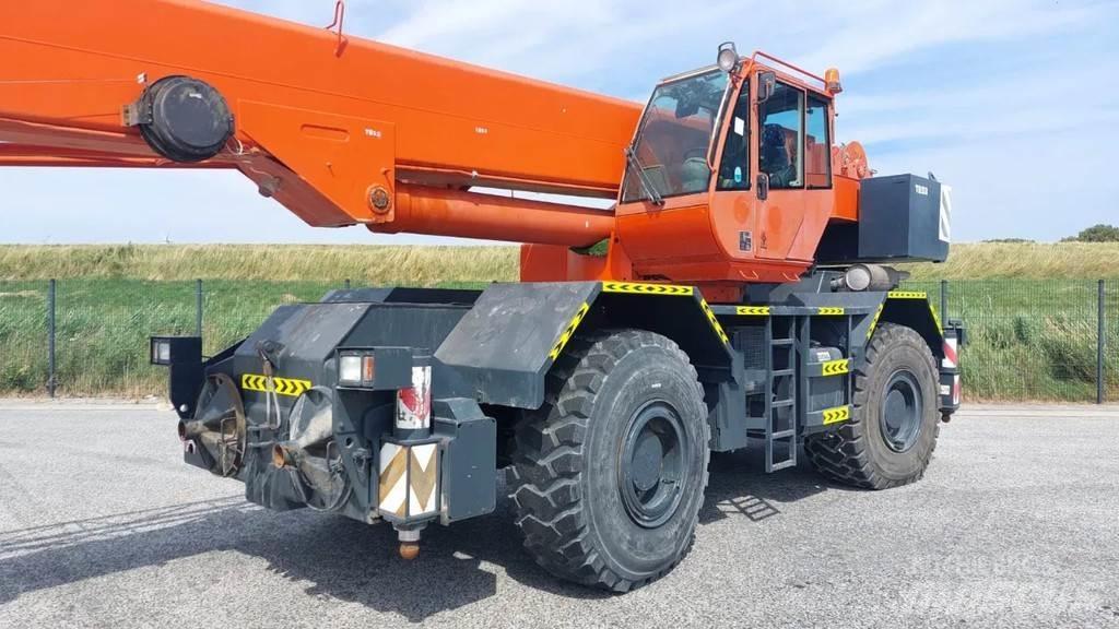 Terex A600 Gru per terreni difficili
