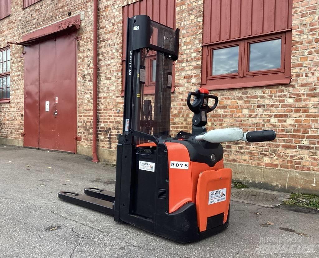 BT SPE 120 L Transpallet uomo a terra