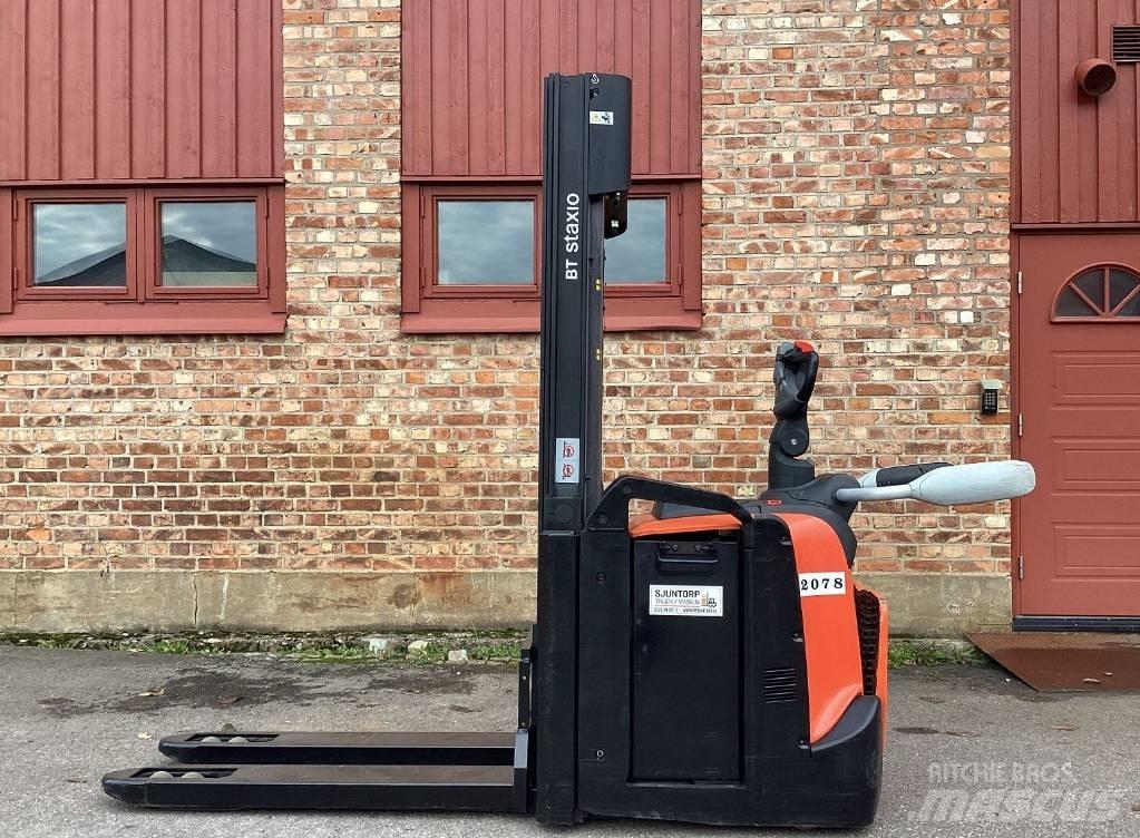 BT SPE 120 L Transpallet uomo a terra