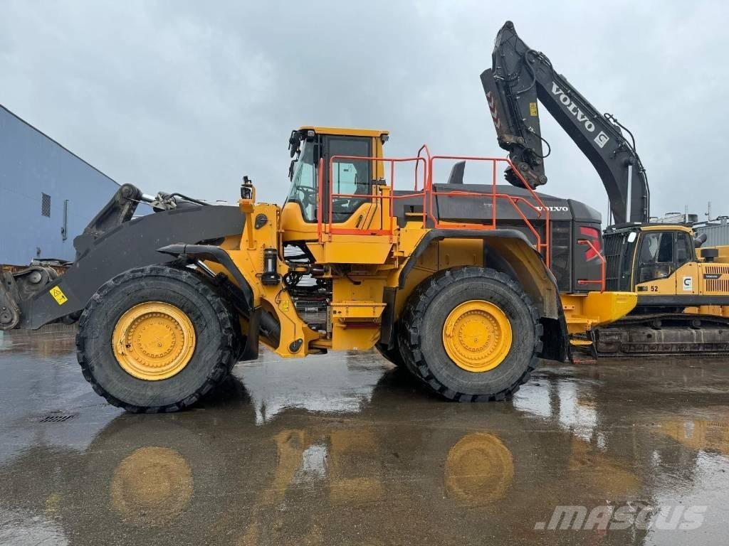 Volvo L 350 H Pale gommate
