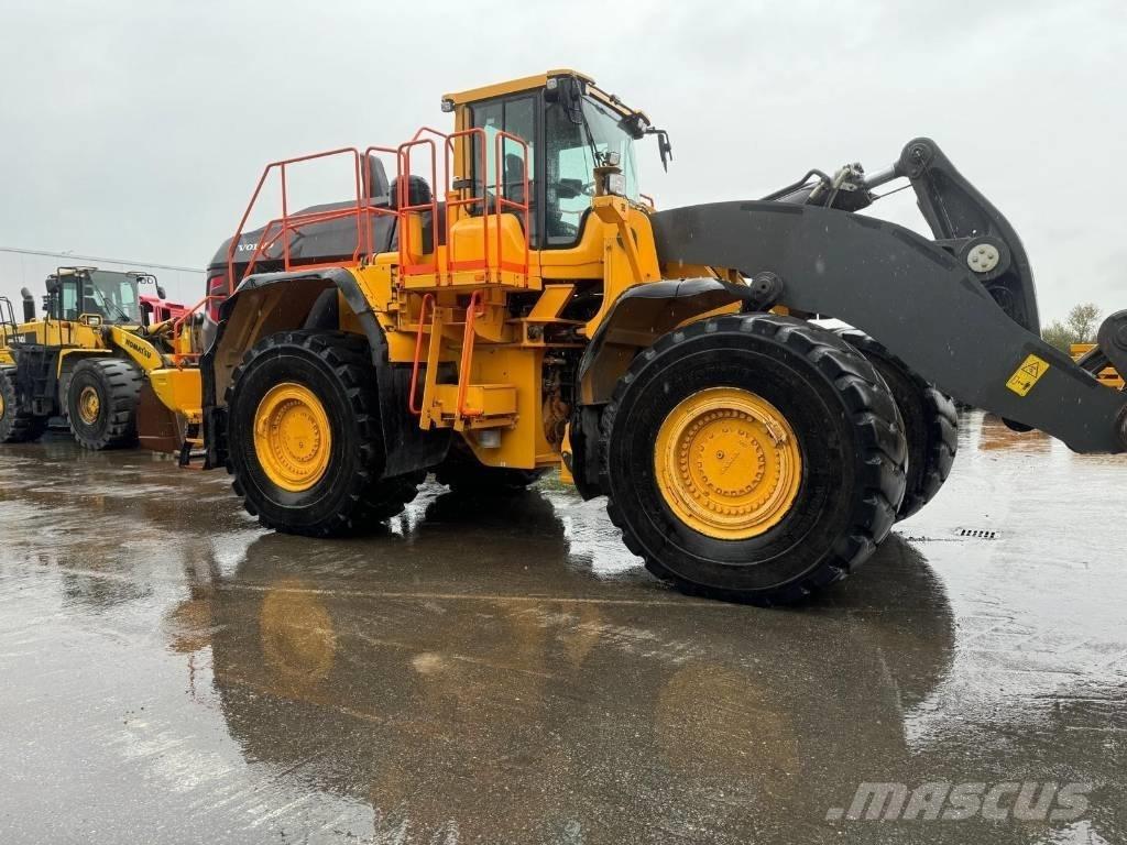 Volvo L 350 H Pale gommate