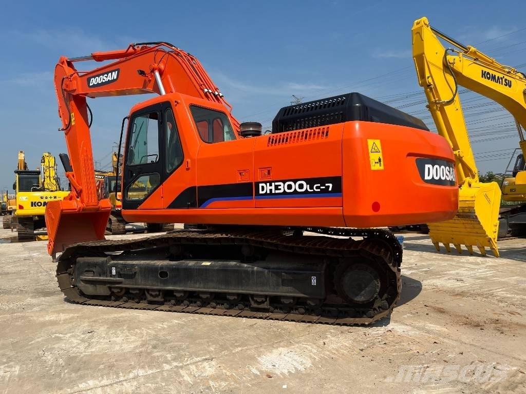 Doosan DH 300 LC-7 Escavatori cingolati