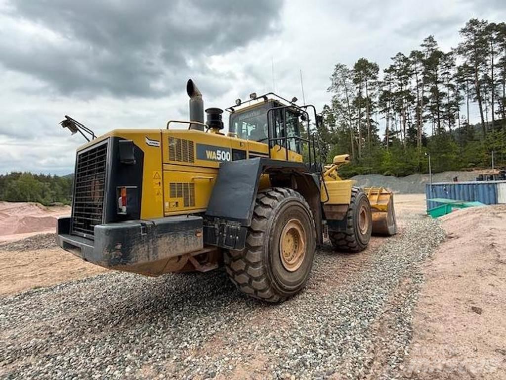 Komatsu WA500-6 Pale gommate