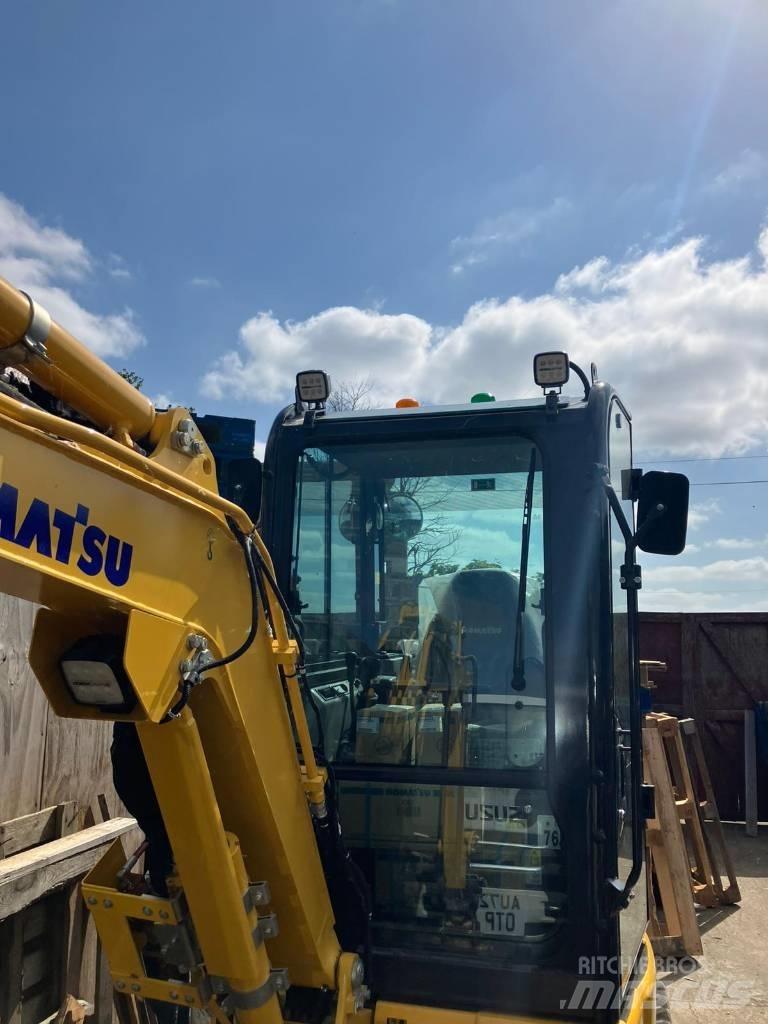 Komatsu PC 26 MR Miniescavatori