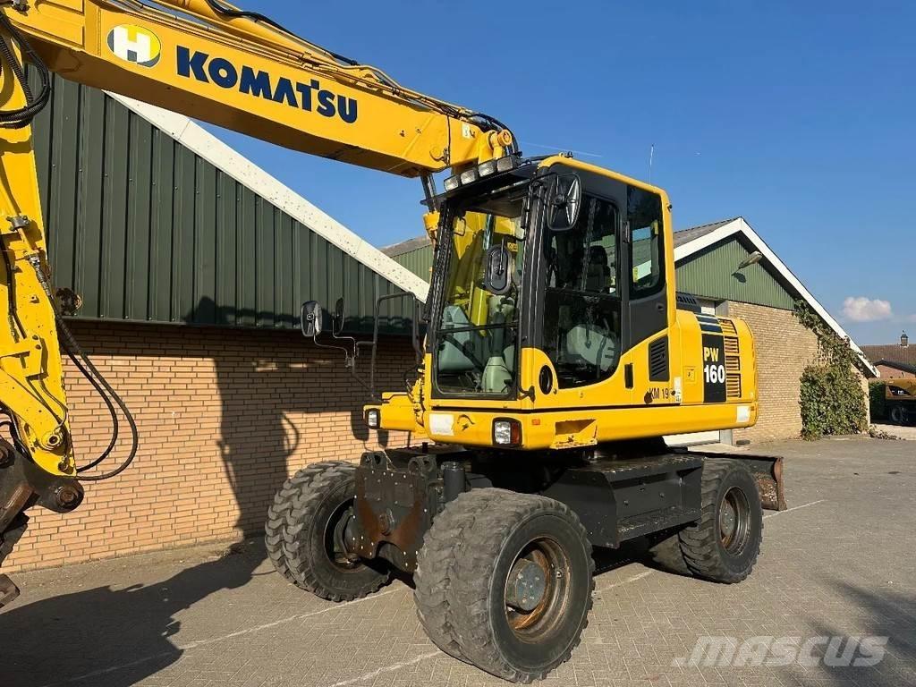Komatsu PW160-8 Escavatori gommati