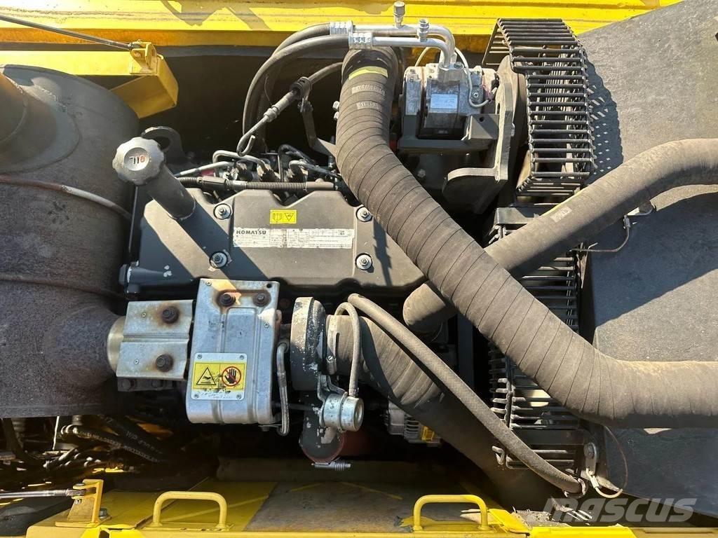 Komatsu PW160-8 Escavatori gommati