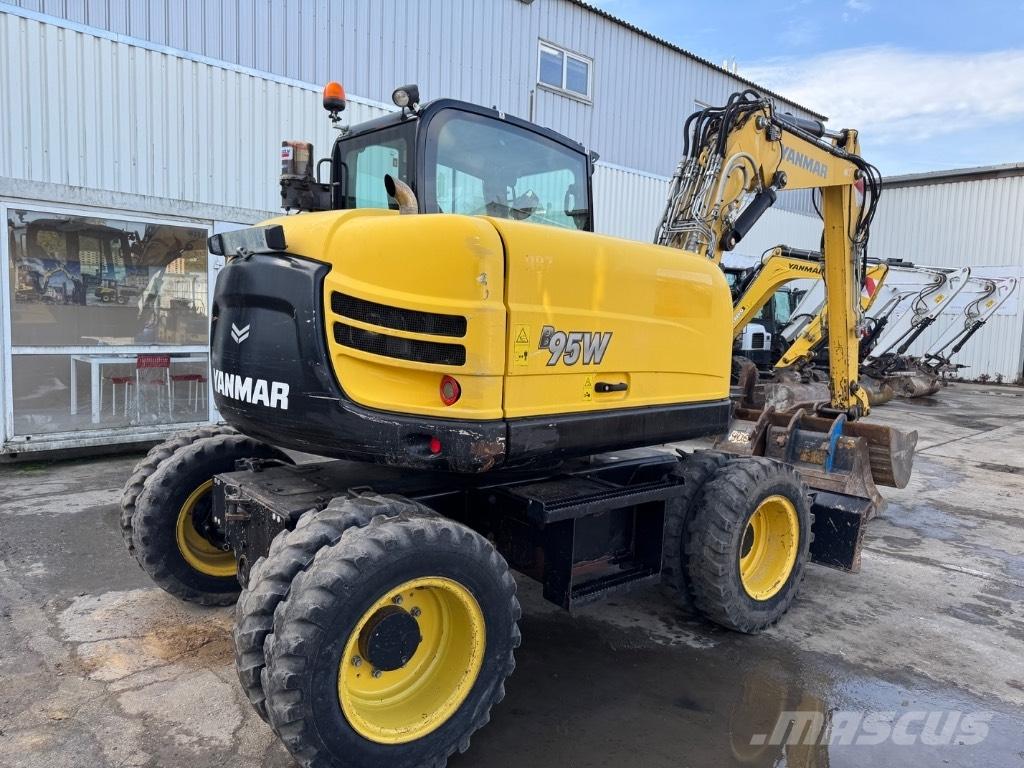 Yanmar B95W (40576) Escavatori gommati