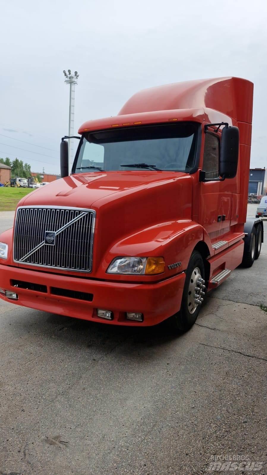 Volvo VNL-4 Motrici e Trattori Stradali
