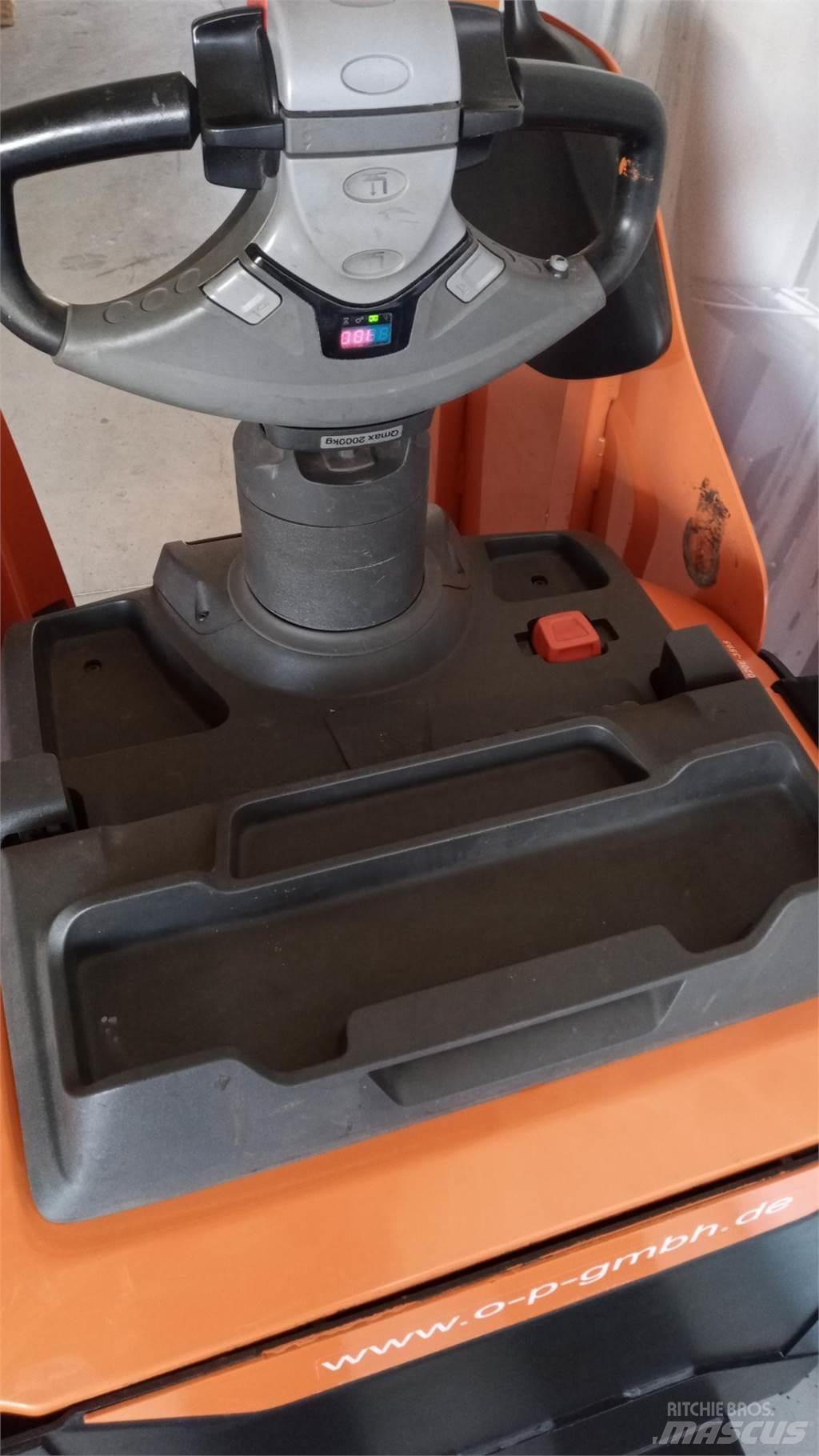 Toyota LPE 200 Transpallet manuale