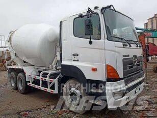 Hino 700 Betoniere