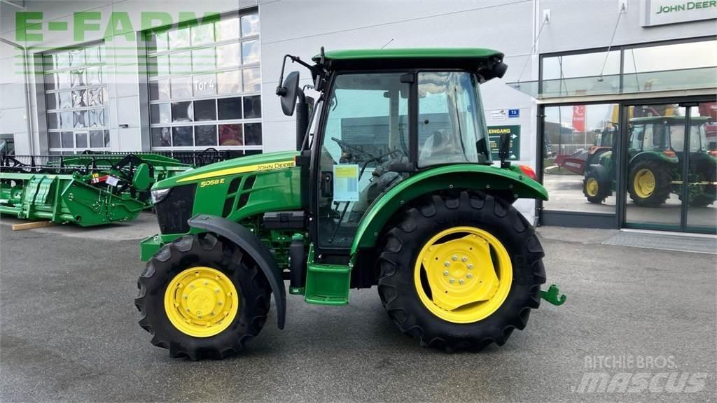 John Deere 5058E Trattori