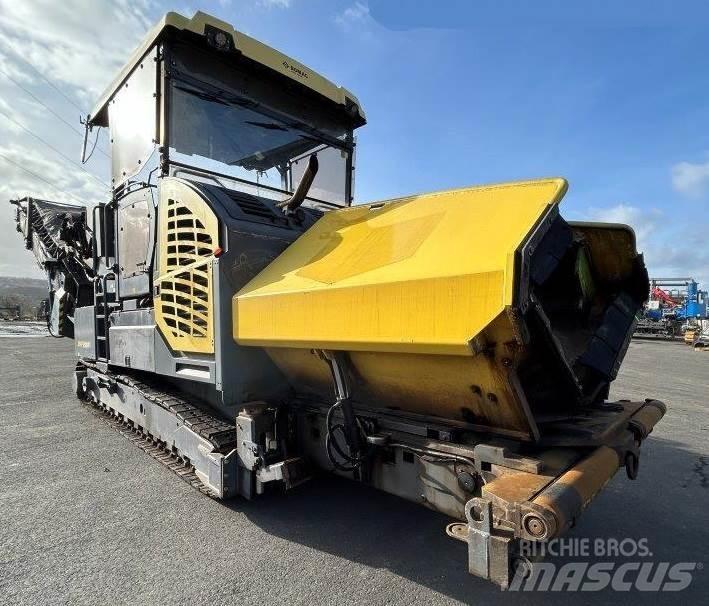 Bomag BMF 2500 S Finitrici