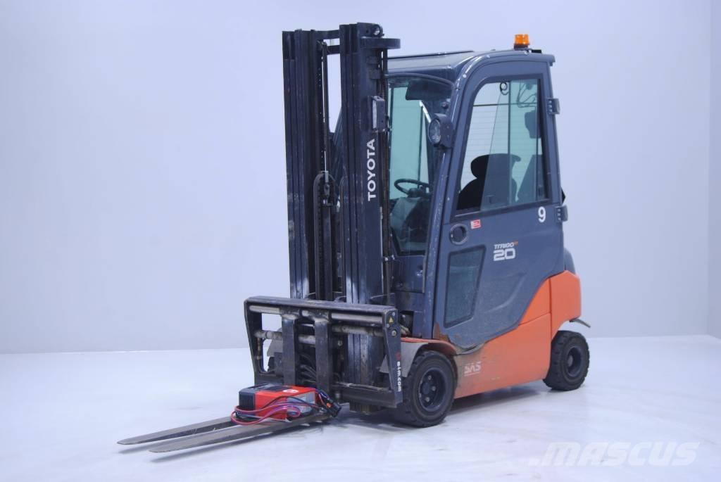 Toyota 8FBMK20T Carrelli elevatori elettrici