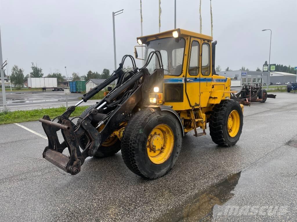 Volvo BM 4200 Pale gommate