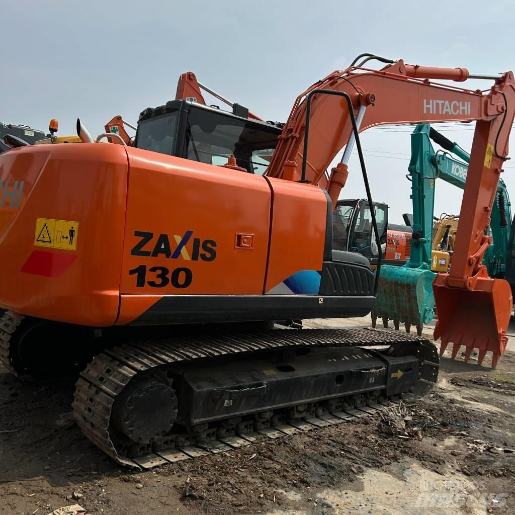 Hitachi 130 Escavatori cingolati