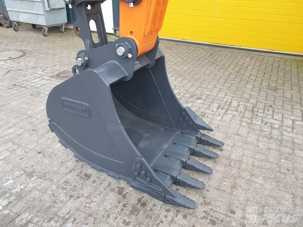 Develon DX140LC Escavatori cingolati