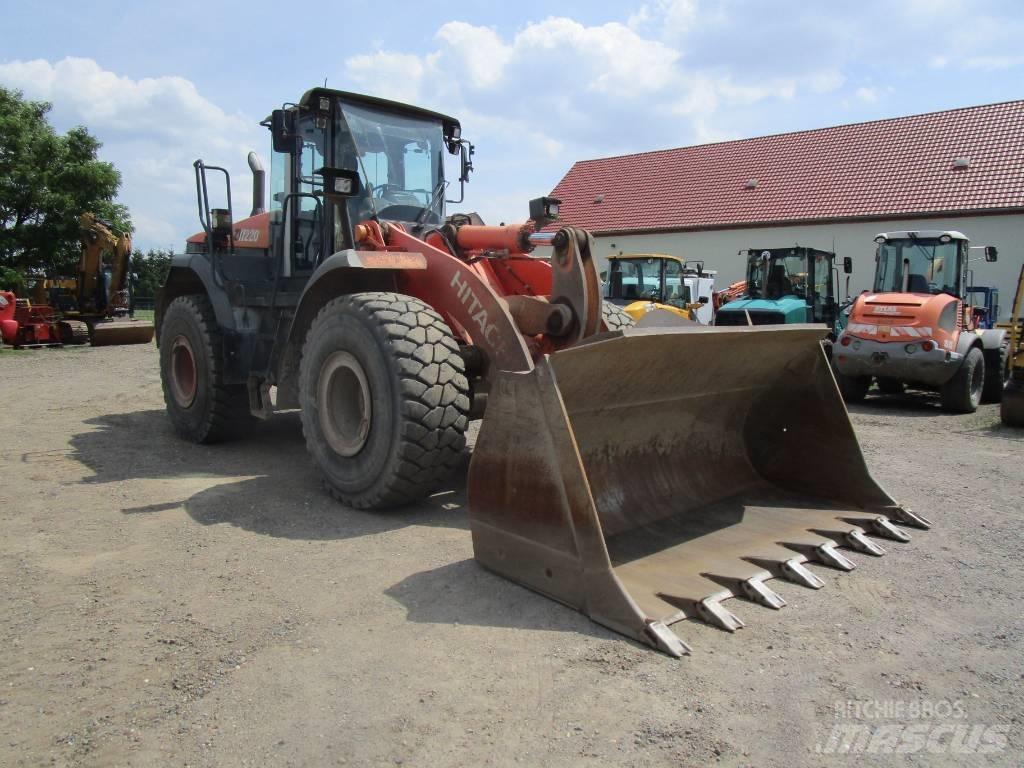 Hitachi ZW 220  Waage Pale gommate