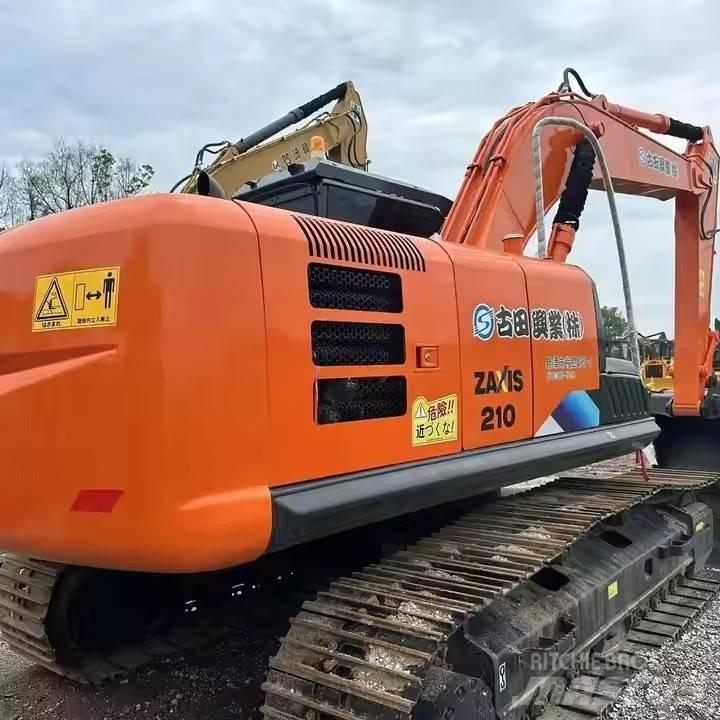 Hitachi ZX210 Escavatori cingolati