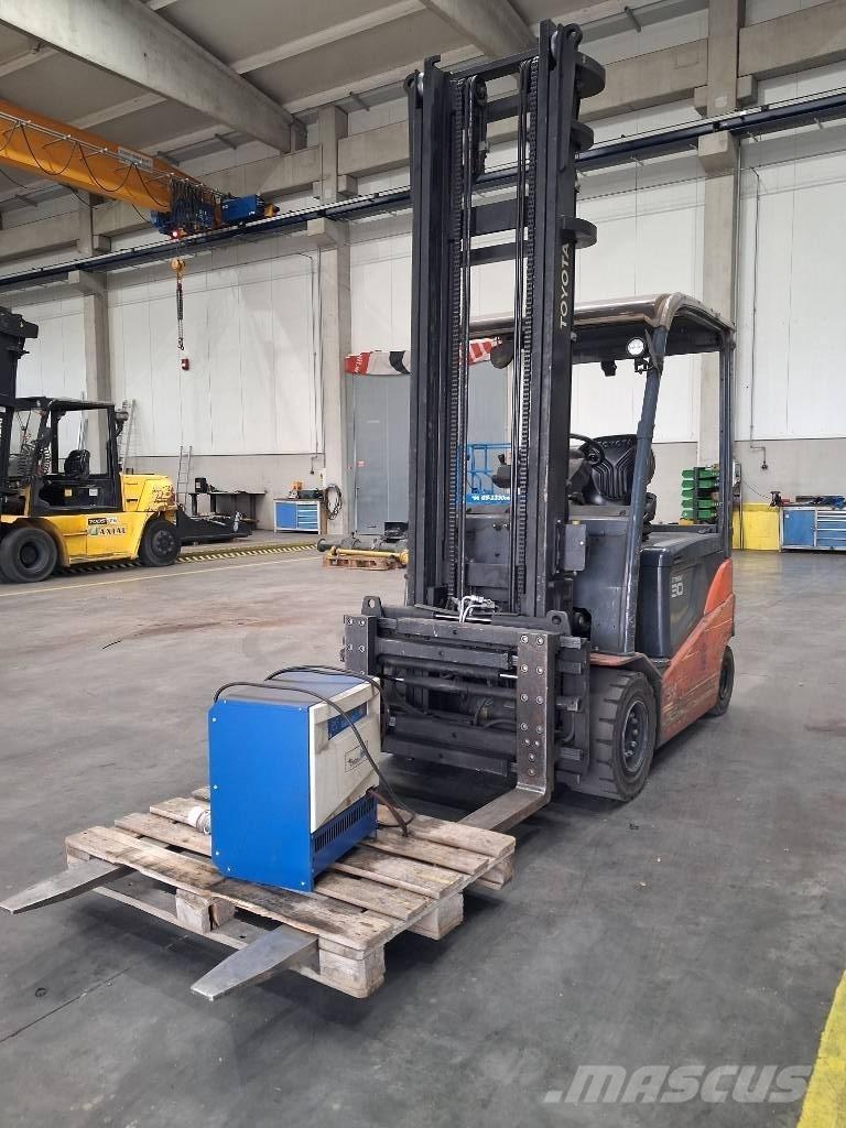 Toyota 8 FBMKT 30 Carrelli elevatori elettrici