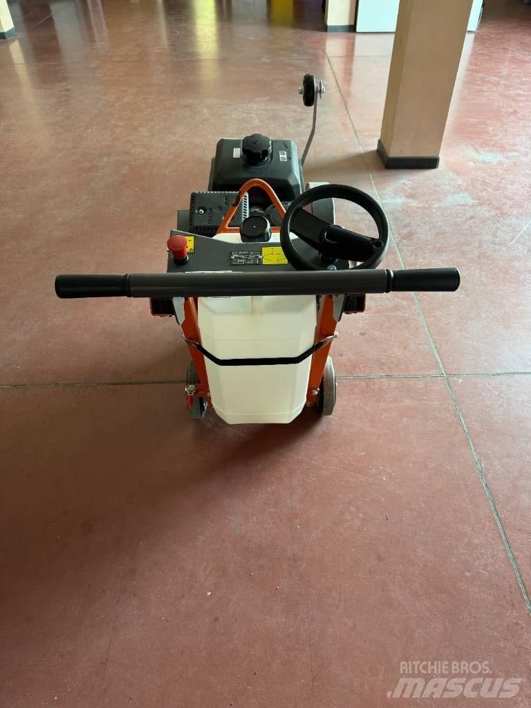 Husqvarna FS 400 Macchinari Tagliasfalto