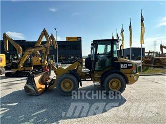 CAT 908M Pale gommate