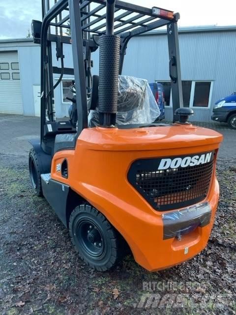 Doosan D30NXS Carrelli elevatori diesel