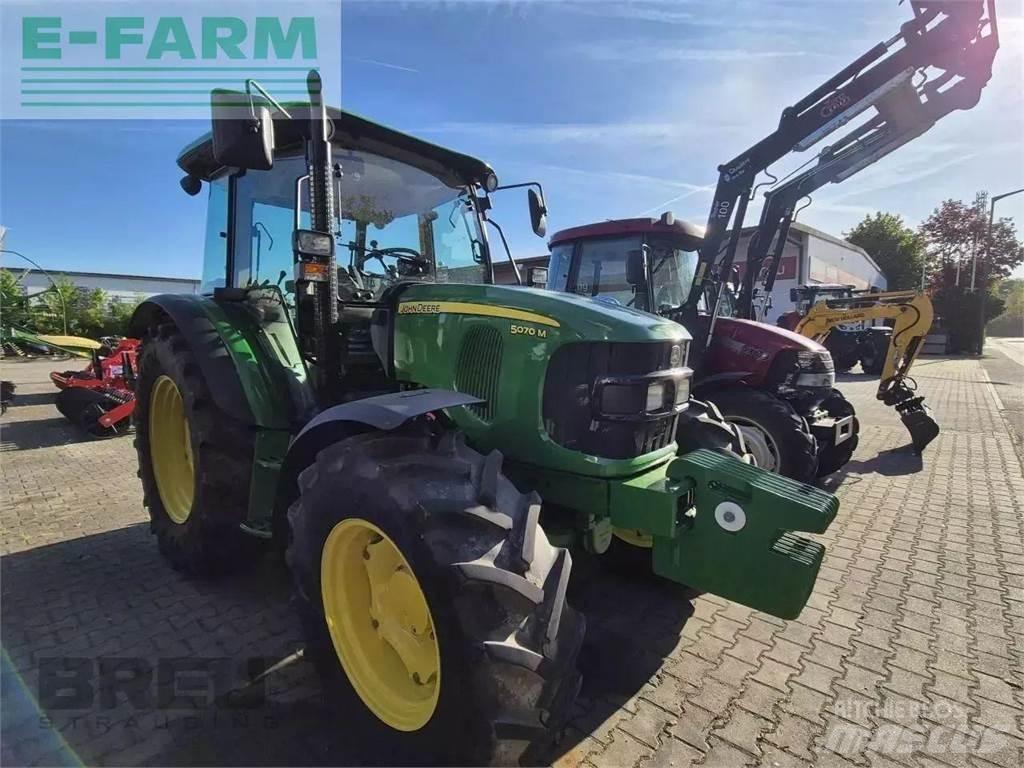 John Deere 5070 m Trattori