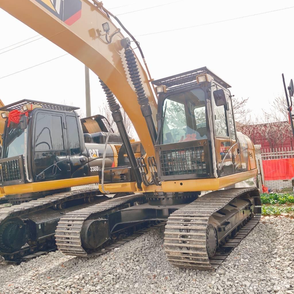CAT 320D Escavatori cingolati