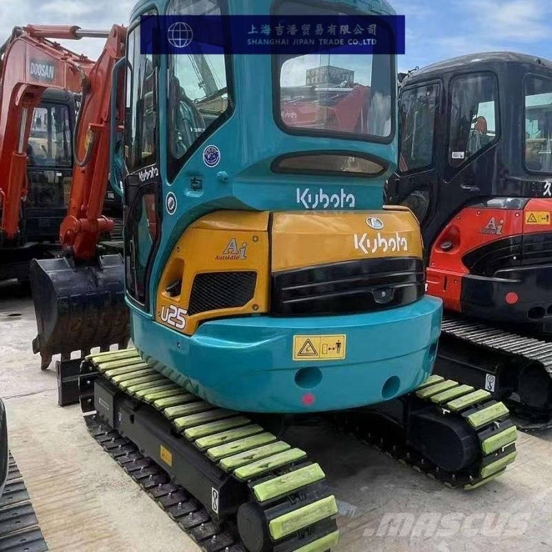 Kubota U 25 Miniescavatori