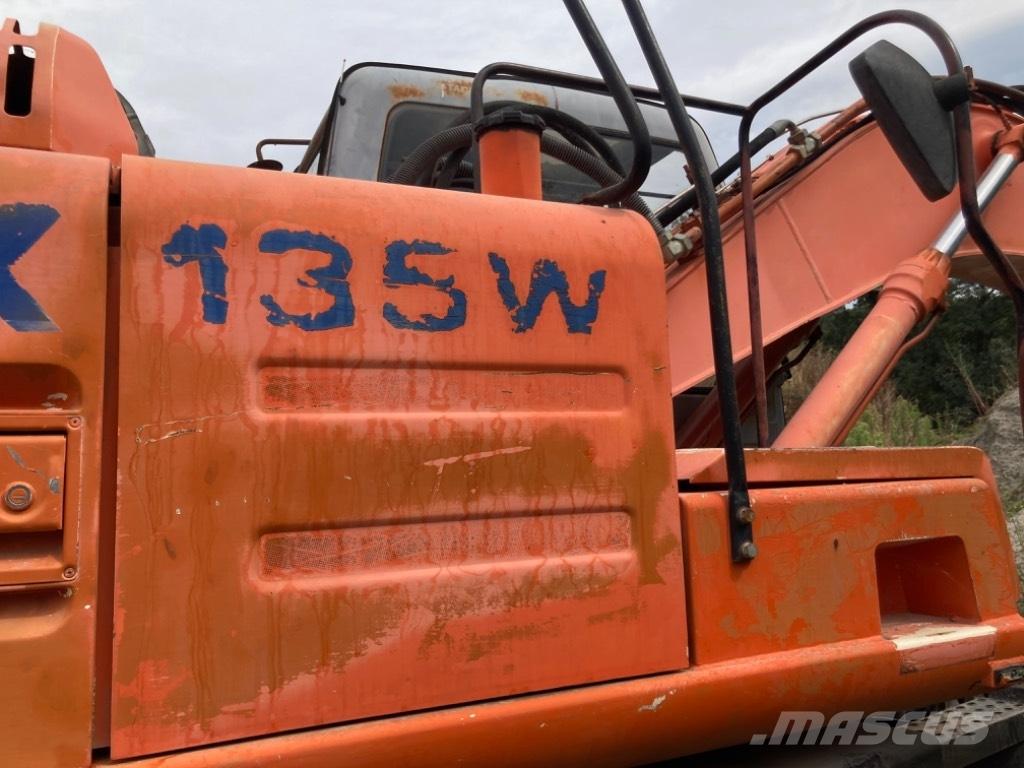 Hitachi EX 135 W Escavatori gommati
