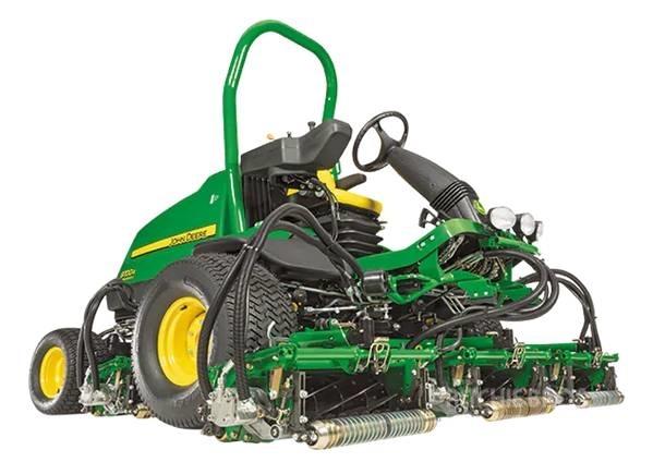 John Deere 8700 Tosaerba per il fairway