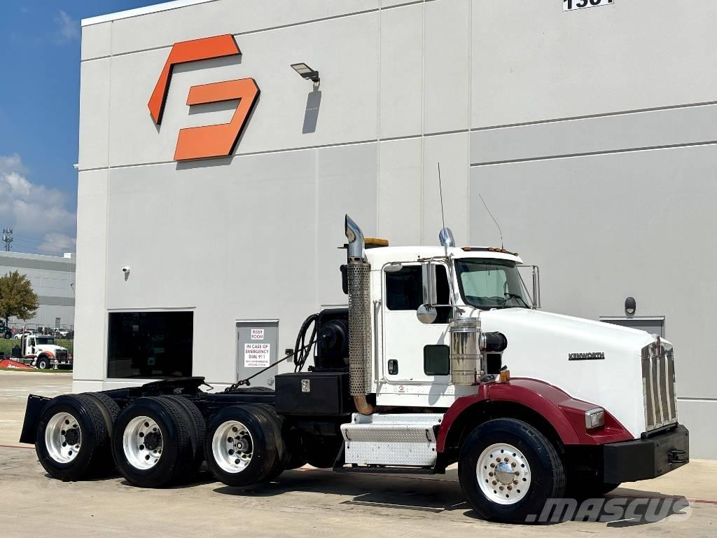 Kenworth T 800 Carroattrezzi